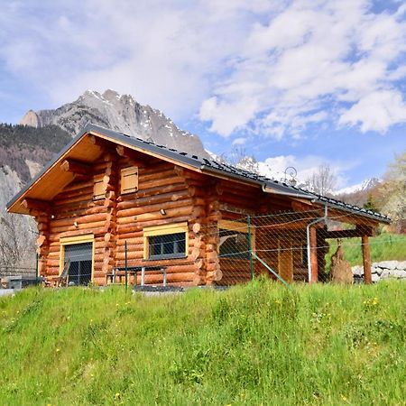 Вилла L'Etoile Du Berger Saint-Martin-de-la-Porte Экстерьер фото